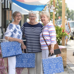 Shopping ladies